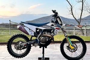 HUSQVARNA 350 4t FC