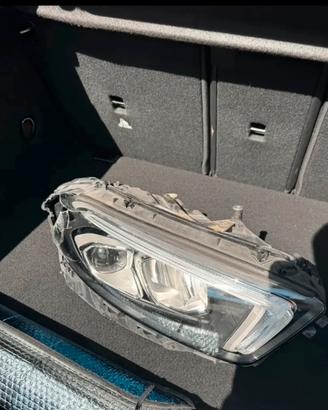 Faro mercedes classe A W177