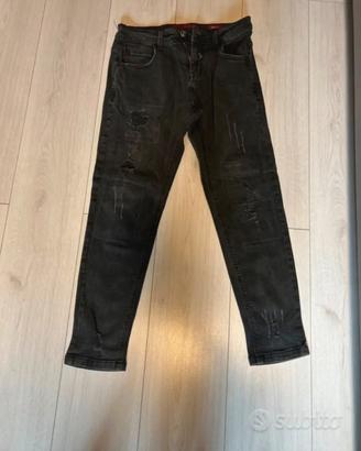 2 paia di jeans taglia 44