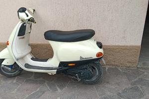 VESPA ET2 