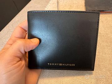 Portafoglio Originale Tommy Hilfiger – Nuovo