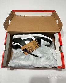 Dunk low bianche e nere