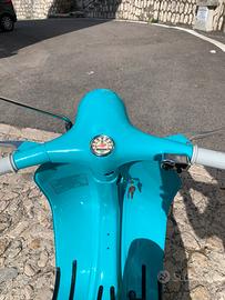 Vespa 50 - faro tondo