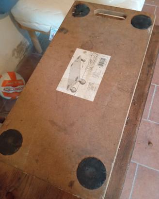Carrello in legno da trasporto