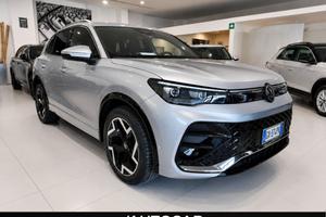 VOLKSWAGEN Tiguan R-Line DSG 2.0 TDI 150 CV Alca