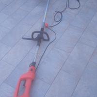 Taglia siepi elettrico 