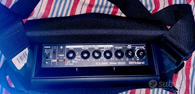 Amplificatore Roland Cube Street Mini con custodia
