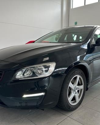 VOLVO V60 D3 Business