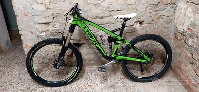 Trek Slash 