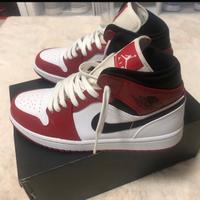 Air jordan 1 mid chicago 41