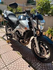 Gsr 600 2006