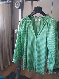 Camicia maniche tre quarti,  vestibilità comoda