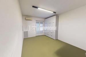 Viale Monza 87 - Trilocale al quinto piano in stab