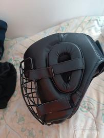 Casco per boxe pugilato MMA arti marziali 