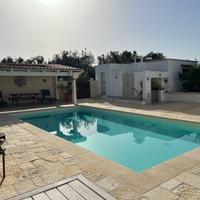 San Vito dei Normanni splendida villa con piscina