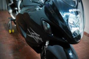 Suzuki GSX1300R Hayabusa prima serie
