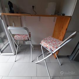 Sgabelli pieghevoli nuovi