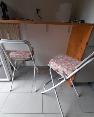 Sgabelli pieghevoli nuovi