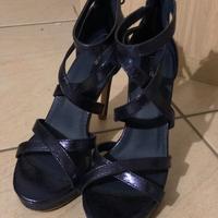 Sandali ati intreccio blu metallizzato