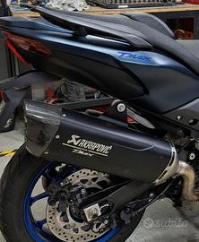 Scarico completo akrapovic yamaha t max 560 nuovo
