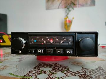Autoradio BLAUPUNKT Stuttgart - anni 60