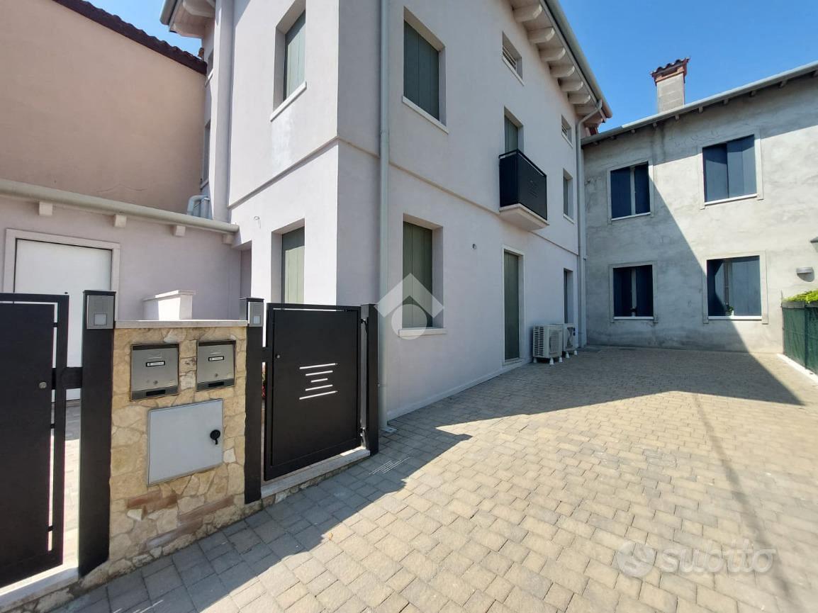 3 LOCALI A SANDRIGO - Vista 2