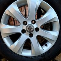 Cerchi in lega da 16 + gomme estive