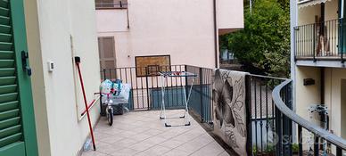 appartamento piano rialzato viale stradone