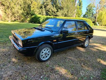 Lancia Delta turbo HF
