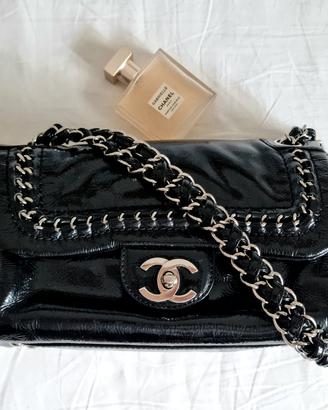 Chanel Luxe Ligne Flap Borsa Nera Pelle 