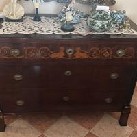 Cassettiera comó antico