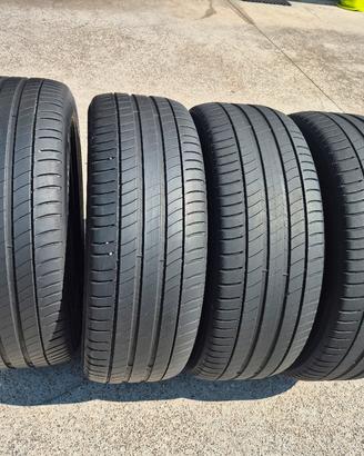 4. Gomme. 225 / 50. /  R 18.  Estive 