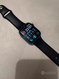 Apple Watch Series 7 (GPS + Cellular)
