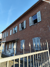 Casa indipendente su 3 lati