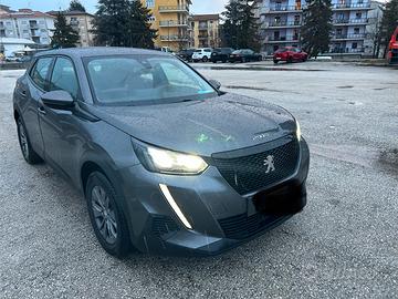 Peugeot 2008 allure 1.2 puretech