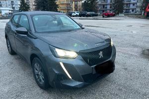 Peugeot 2008 allure 1.2 puretech