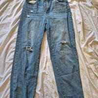 jeans baggy strappati