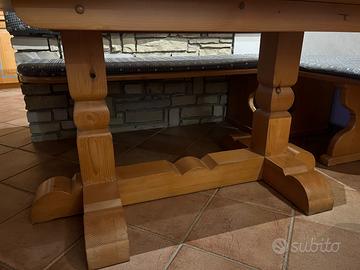 Tavolo abete  massiccio e 3 sedie