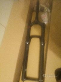 Forcella 29" Rock Shox 35 Gold 150mm. Nuova