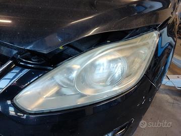 Proiettore sinistro FORD C MAX del 2011