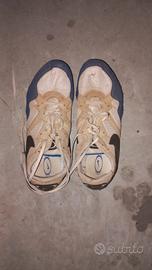 Scarpe chiodate da atletica