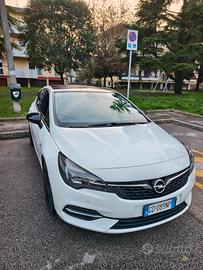 Opel Astra 2021 