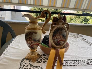 Anfora con medaglione