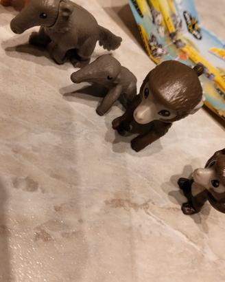 Kinder sorpresa Natoons Famiglie della savana