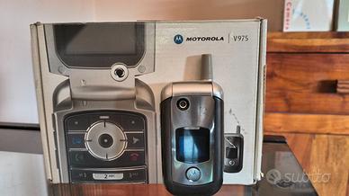 MOTOROLA V975