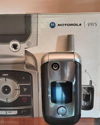 MOTOROLA V975