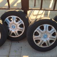 Gomme invernali 14", cerchi in ferro e copricerchi