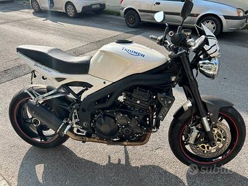 Triumph Speed Triple 1050 - 2006