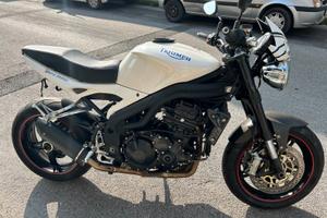 Triumph Speed Triple 1050 - 2006