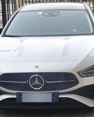 Mercedes CLA shooting Brake 200